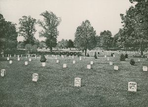 Soldatergrave, Arlington Heights (fotogravure) af American School