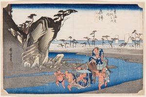 Deux lutteurs de sumo traversant la riviere Okitsu. Estampe de Utagawa Hiroshige (1797-1858), vers 1830 --To wrestlere krydser Okitsu-floden nær Okitsu ved Hiroshige, Utagawa (1797-1858). Farvetræsnit af Ando or Utagawa Hiroshige