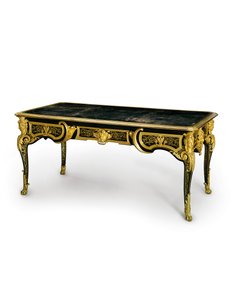 Louis XV bureau plat, 1725-50
