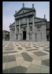 Kirkens facade, bygget 1564-80, facade udført i 1607-11 af Andrea Palladio
