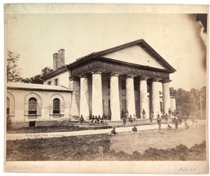 Forsiden af Arlington House, 28. juni 1864 (sepia-foto)