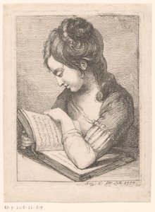 Ung kvinde læser ved et bord og hviler albuen på en bog af Angelica Kauffmann