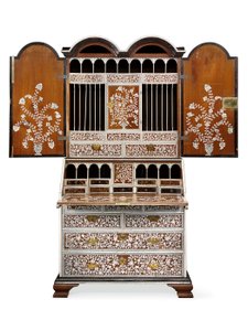 Bureau-kabinet, Vizagapatam, ca. 1720-30 (elfenben, teak, ibenholt og skildpadde)