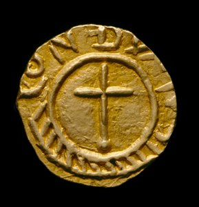 Crondall mønt nr. 59, angelsaksisk mønt fra Crondall Hoard, Crondall, Hampshire (guld)