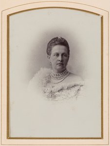 Olga Constantinovna de Russie, reine des Hellenes - Portræt af storhertuginde Olga Constantinovna af Rusland (1851-1926), Anonym . Albumin foto. Privat samling af Anonymous Anonymous