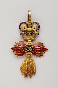 Ordenen af det gyldne skind: Østrigsk guldskind - reduceret emblem - 1850-1900 - guld og emaljer - H 6,2 cm; B 4,1 cm; Vægt: 20 g - Privat samling af Anonymous Anonymous