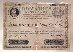 Papir udgivet under den franske revolution: en opgave på 500 pund fra 1790. Privat samling af Anonymous Anonymous