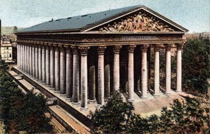 Paris: udvendig udsigt over Madeleine-kirken designet af arkitekten Pierre Alexandre Vignon (1763-1828). Fotografi af 1920 i "" Kunstnerisk Album"" af byen Paris. Privat samling. af Anonymous Anonymous