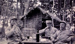 Fotografi fra et personligt album af en infanterieløjtnant under de første måneder af Første Verdenskrig (1., Iere af Anonymous Anonymous