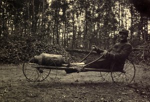 Fotografi fra et personligt album af en infanterieløjtnant under de første måneder af Første Verdenskrig (1., Iere af Anonymous Anonymous