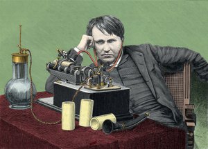 Portræt af Thomas Edison (1847-1931), amerikansk fysiker, med sin fonograf. Indgravering omkring 1900. af Anonymous Anonymous