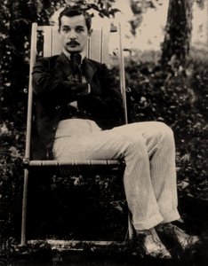 Sacha Tchorny - Portræt af digteren Sasha Chorny (1880-1932), Anonym. Fotografi af Anonymous Anonymous