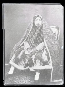 Studieportræt: Nasir Al-Din Shahs mor, Mahd-i Awliya (s/h-foto)