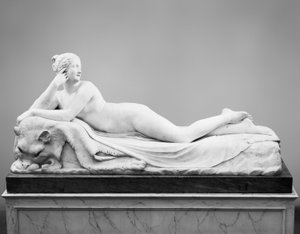 Tilbagelænet Naiad af Antonio Canova