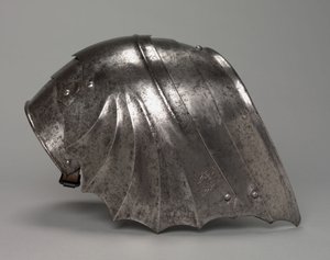 Gotisk vifteformet pauldron, ca. 1485-1500 (stål) af Antonio Missaglia