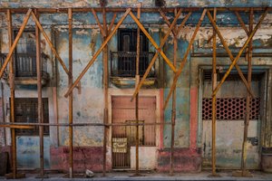 Calle Obrapia, 2015 (digitalt fotografi) af Antonio Schubert