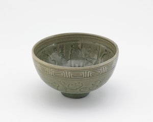 Serveringsskål i stil med Longquan ware, Serveringsskål (hachi), tidligt i det 19. århundrede (stentøj med celadon glasur) af Aoki (attr. to) Mokubei