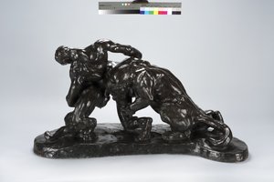 Mand låst i kamp med Lioness Cub (bronze) af Arthur Putnam