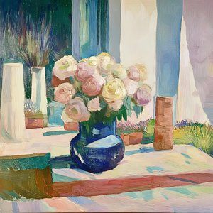 Blomster i det solbeskinnede vindue af Avanesova Elena