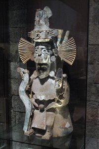 Røgelsebrænder i form af guden Tlaloc, Tlahuac, sen postklassisk periode, ca. 1500 af Aztec