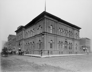 Harrison Street Police Station, Chicago, Illinois, USA, ca. 1900 (s/h-billede) af Barnes and Crosby
