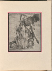 [Kvindelig danser som nymfe, bukker].