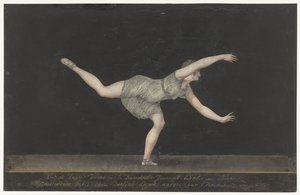 Danser Annette Köbler, Pas-de-Zephir performer af Bartholomeus Ziesenis