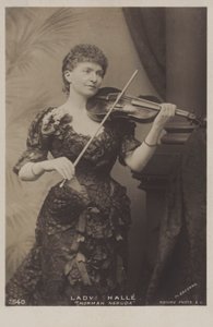 Wilma Neruda, Lady Halle, moravisk violinist af Belgian Photographer