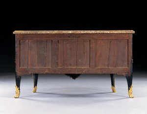 Kommode, ca. 1745 (ormolu-monteret japansk lak & eboniseret træ)