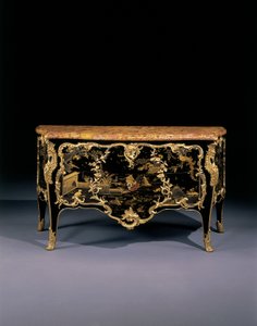 Kommode, ca. 1745 (ormolu-monteret japansk lak og eboniseret træ)