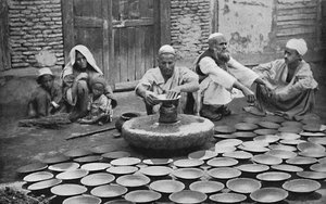Kashmiri keramikere på arbejde, 1902