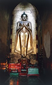Kakusanda, en af ​​Buddha i Ananda Temple, Bagan (hedensk), Myanmar (Burma)