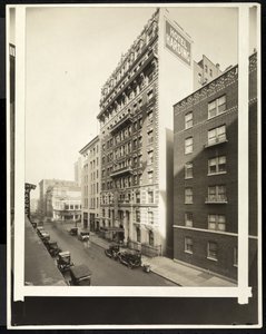 Hotel Harding på 55th Street og Broadway, New York, 1921 (sølv gelatinetryk) af Byron Company