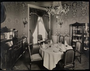 Privat spisestue på Hotel Knickerbocker, 1906 (sølv gelatinetryk)
