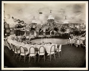 Wienertaget på Hotel St. Regis, 1937 (sølv gelatinetryk)