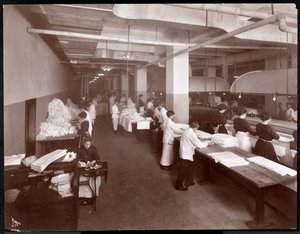 Vaskerummet på Hotel McAlpin, 1913 (sølv gelatinetryk)