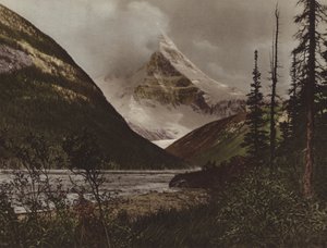 Mount Columbia (farvefoto)