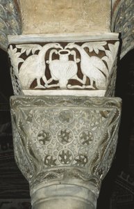 Dekoreret hovedstad fra det indre af Byzantine School