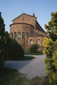Udvendigt billede af chevet af Byzantine School