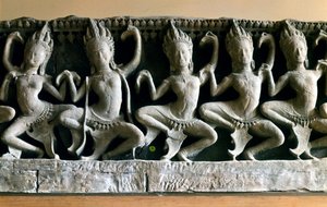 Apsaraerne, meget unge og smukke skabninger, der dansede i Indras gårdhave. Hinduisk mytologi. Art Khmer, Bayon tempel