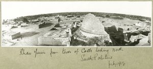 Khan Yunis fra slotstårnet, Sydpalæstina, juli 1917 af Capt. Arthur Rhodes