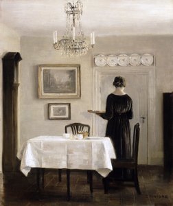 Interiør med Lady Carrying Tray, ca. 1905 af Carl Holsoe