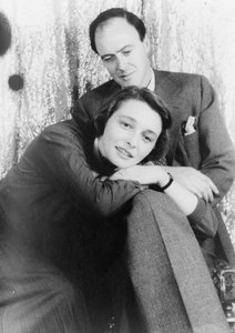 Patricia Neal med Roald Dahl af Carl Van Vechten