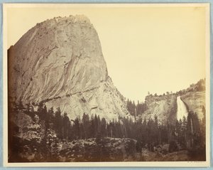Mount Broderick, Nevada Falls, 700 fod, Yosemite af Carleton E. Watkins