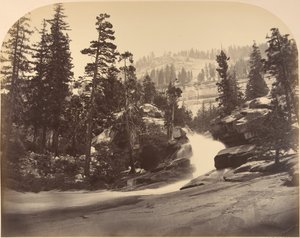 Cascade, Nevada Fall til venstre, Udsigt over Vernal Fall, 1861. af Carleton Emmons Watkins