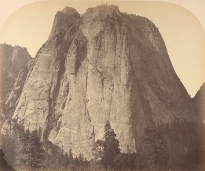 Cathedral Rock, 1861. af Carleton Emmons Watkins