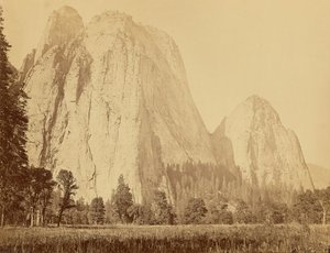 [Cathedral Rocks, 2600 fod høj] af Carleton Watkins