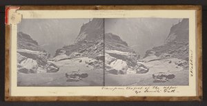 Udsigt fra foden af Upper Yo Semite Fall af Carleton Watkins