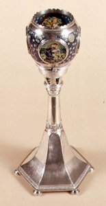 Plique-a-jour emaljeret lampe, 1905-12 (metal og emalje) af Carrie Copson