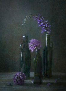 Stemningsfulde blomsterflasker
